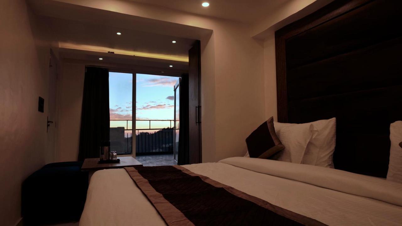 Hotel Brite Star Mussoorie Eksteriør billede